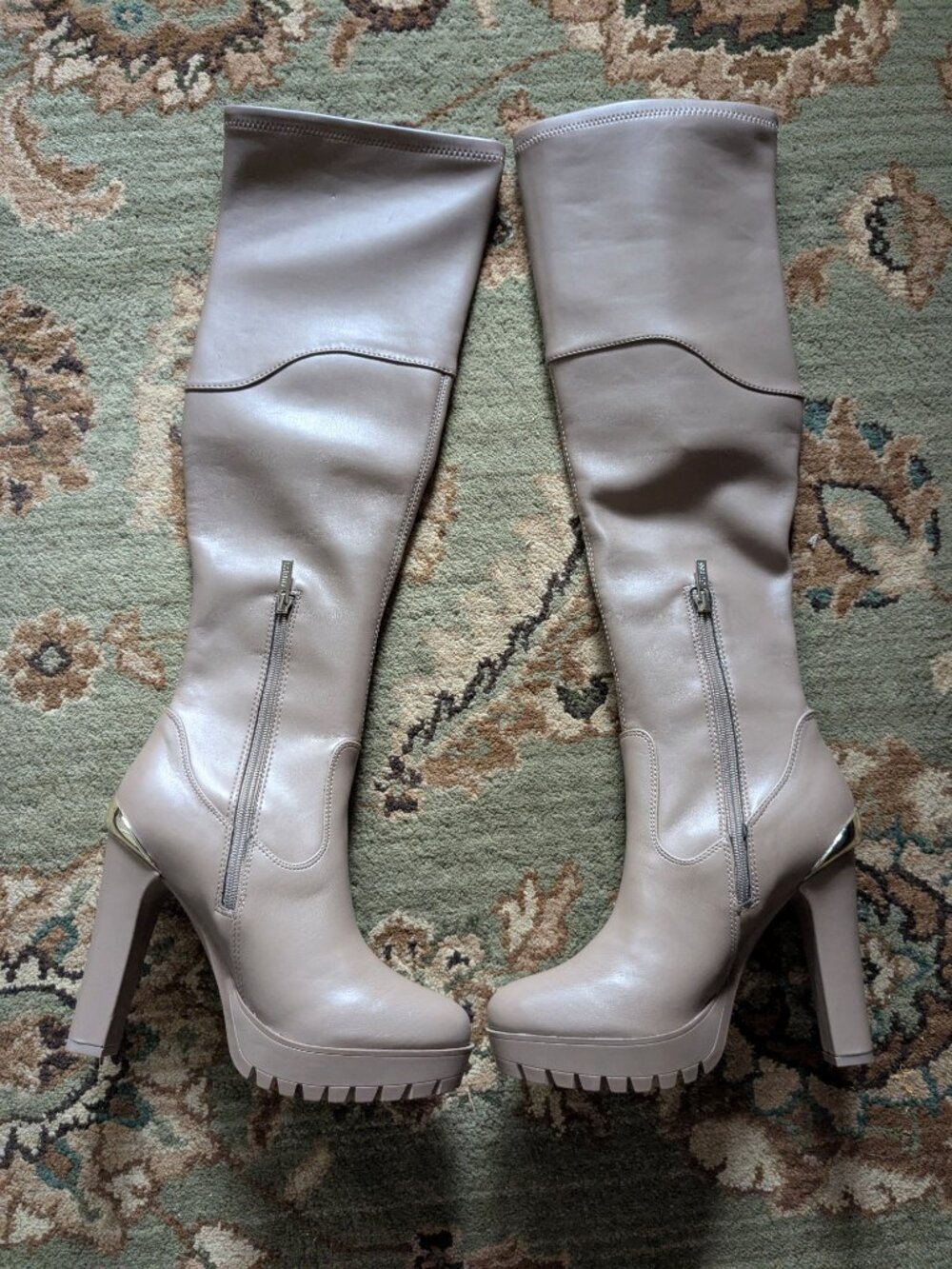 NWT: Guess Taylin Thigh High Taupe Boots - Size 9.5M - Picture 3 of 7